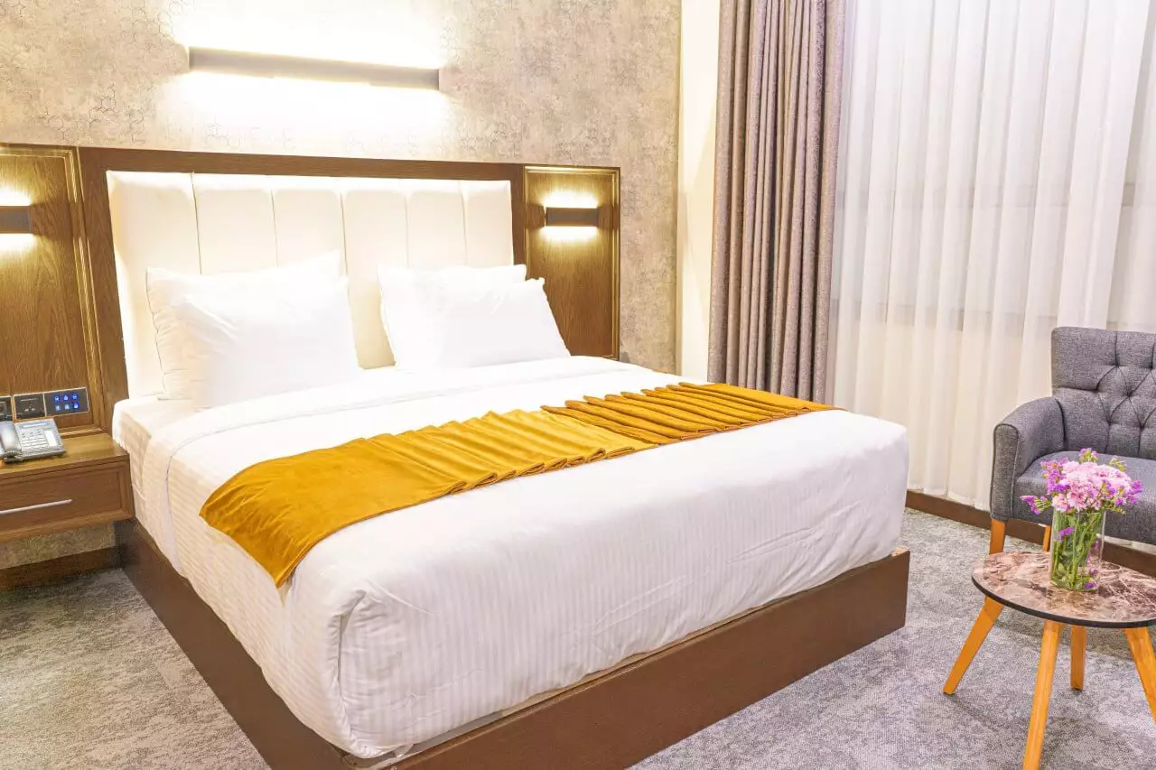 هتل نور حیات تهران